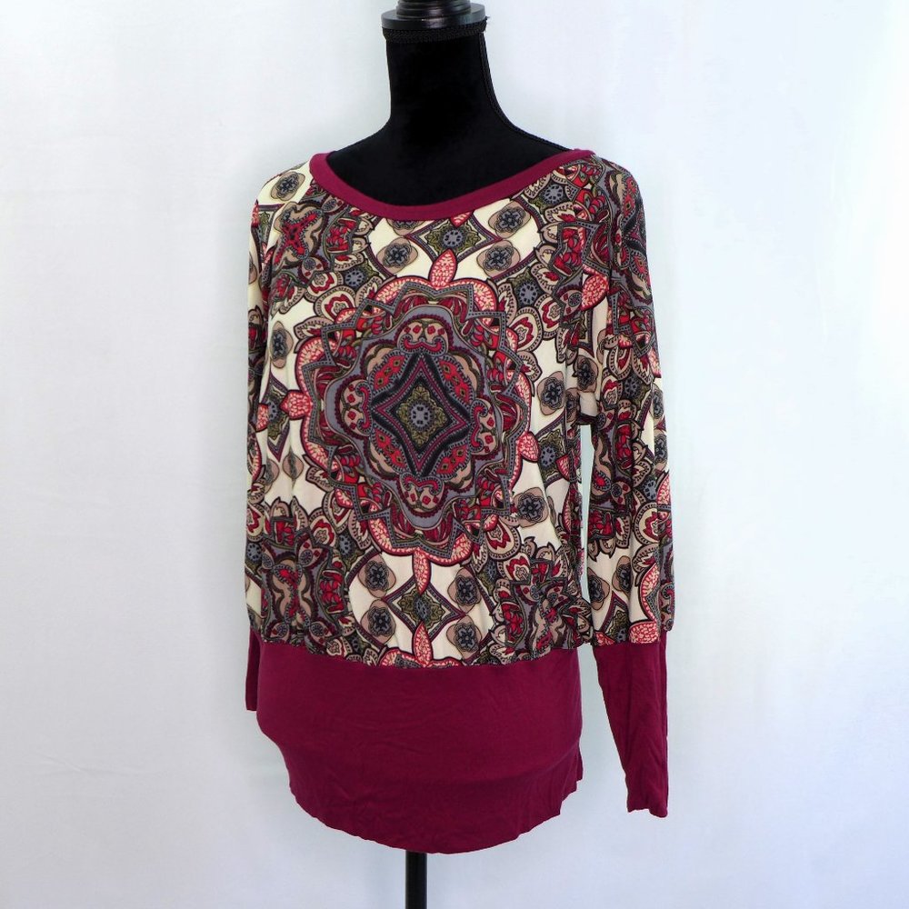 Red & Cream Medallion print Blouse Banded hem 24/7 LARGE